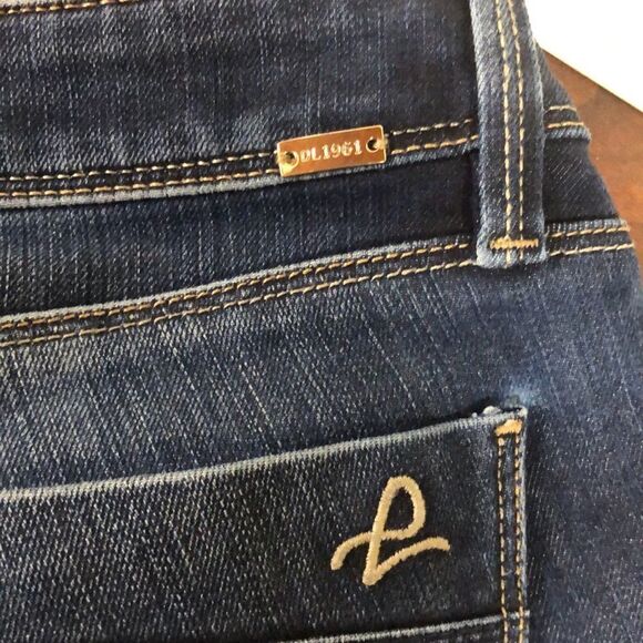 DL1961 Cindy Petite Slim Bootcut Jeans size 26 - Picture 9 of 9